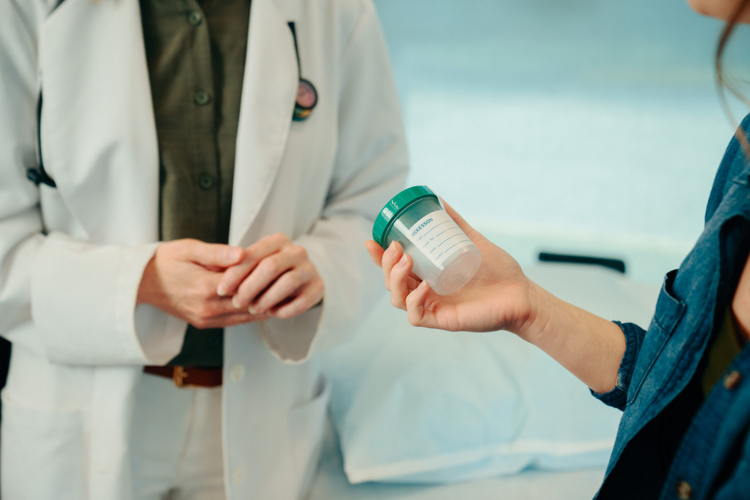 UTI testing being performed in an urgent care